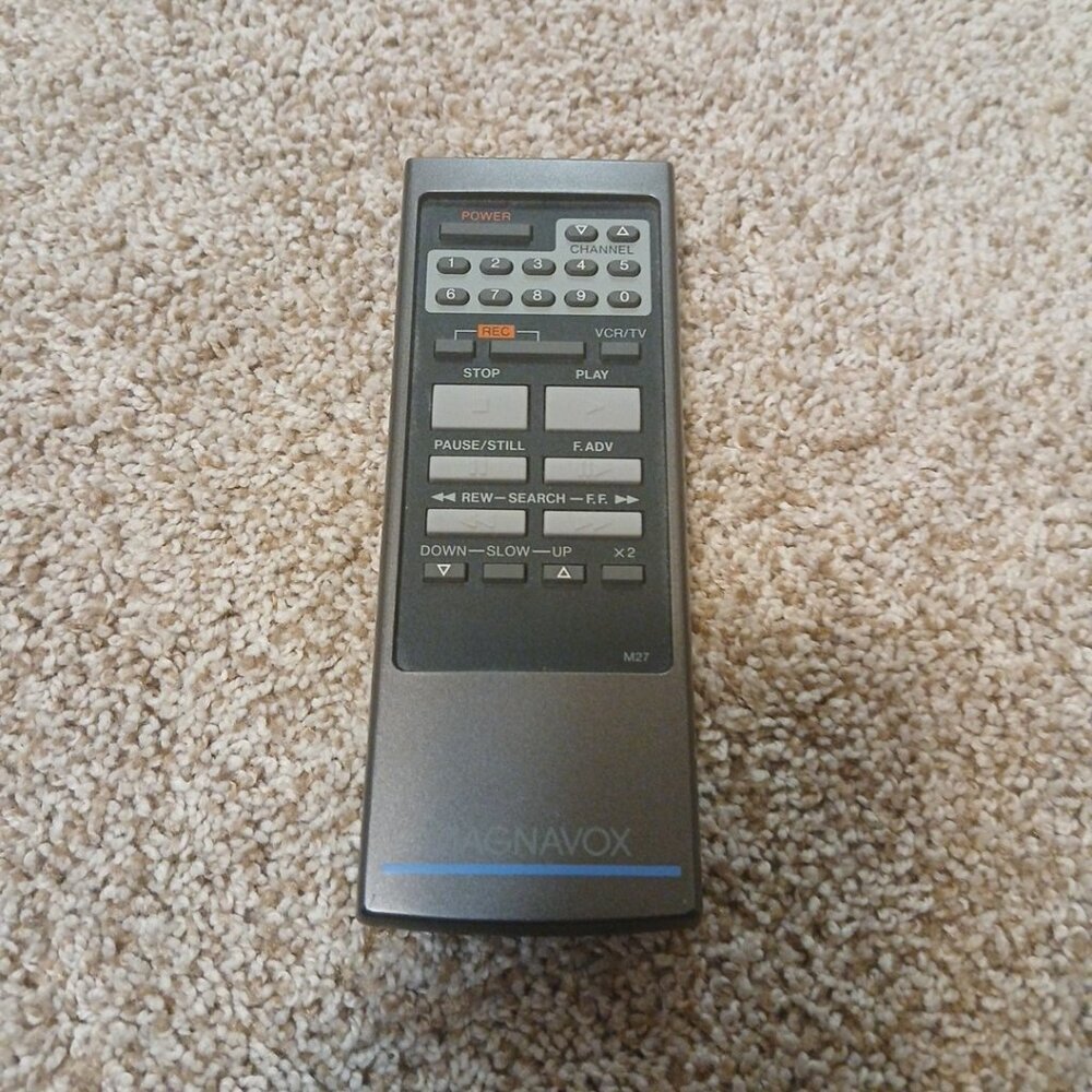 MAGNAVOX REMOTE CONTROL VSQS0541 M27‎ TV CLICKER ORIGINAL